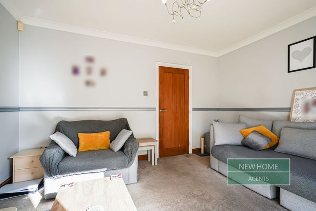 17, Berwick Drive, Burnley photo 4