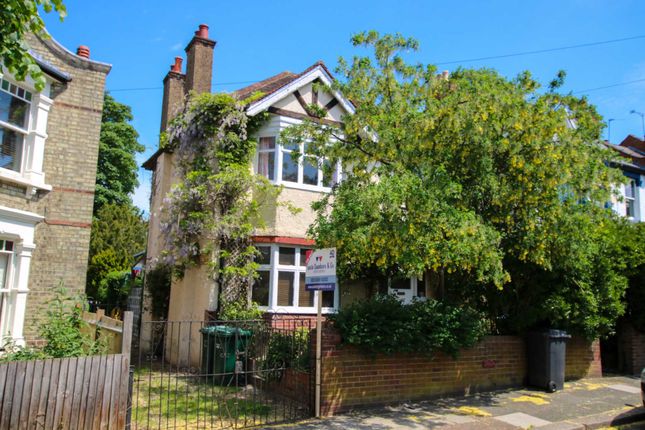 Macdonald Road London N11 3 Bedroom Detached House For Sale Primelocation Macdonald Road London N11 3 Bedroom Detached House For Sale Primelocation