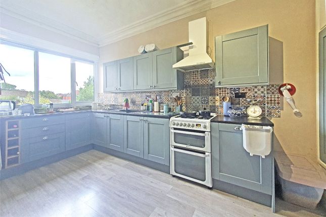 Oakdene, Llandrindod Wells photo 4