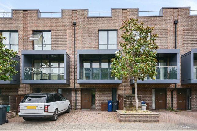 Thumbnail Town house for sale in Sir Alexander Close, Acton