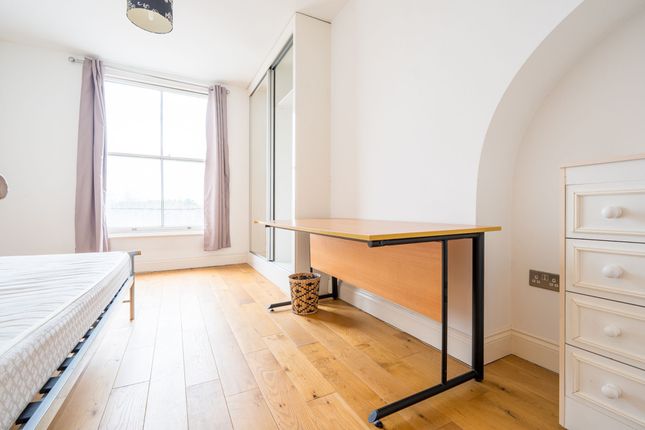 Flat 2, 26 Clemens Street, Leamington Spa photo 4