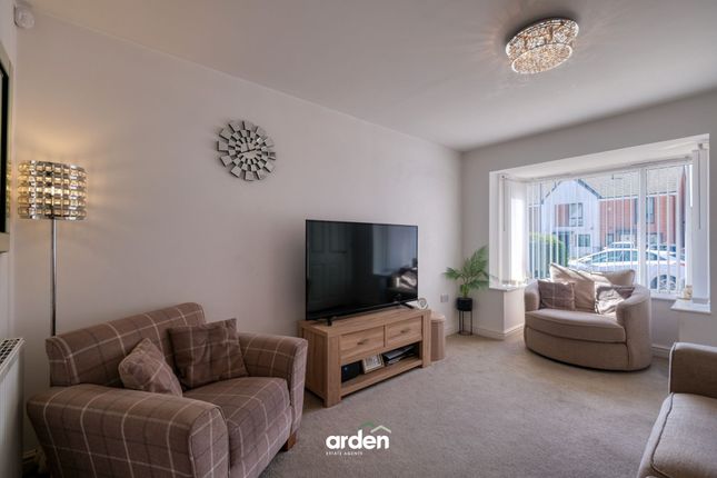 61 Topland Grove, Birmingham photo 4