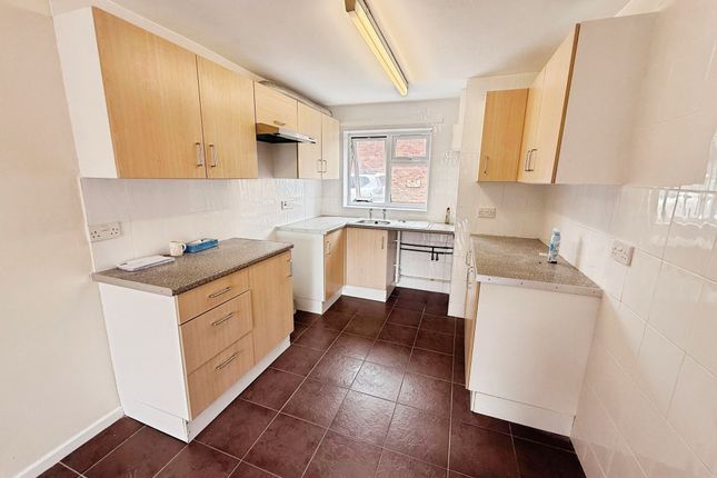 34 Coachwell Close, Telford photo 4