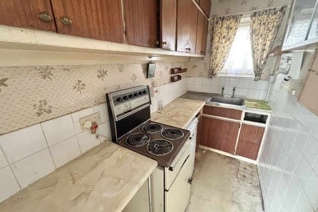 1, Fairholmes Court, Thornton photo 2