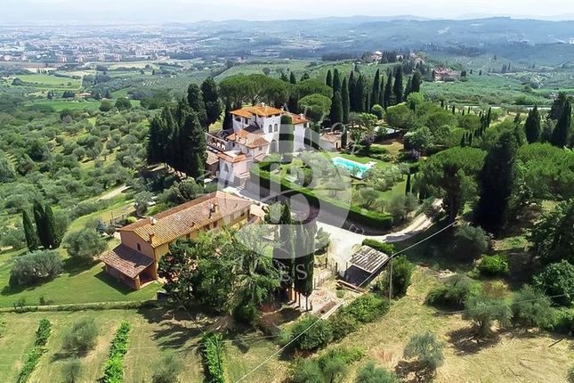 Thumbnail Villa for sale in Scandicci, Tuscany, 50018, Italy