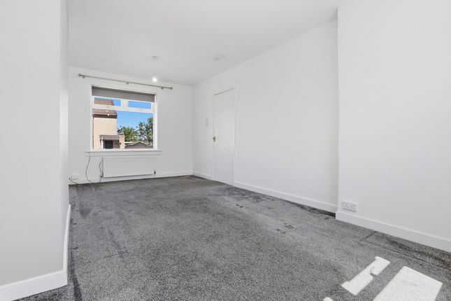 38, Carron Avenue, Kilmarnock photo 4