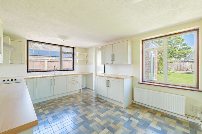 13 Smallholdings Road, Clenchwarton, Kings Lynn photo 4