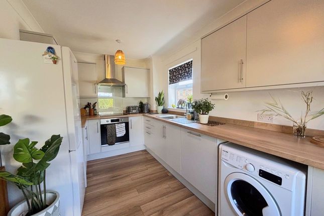 23 Montonmill Gardens, Manchester photo 4