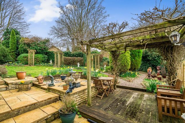 Bungalow for sale in Sandford Park, Charlbury