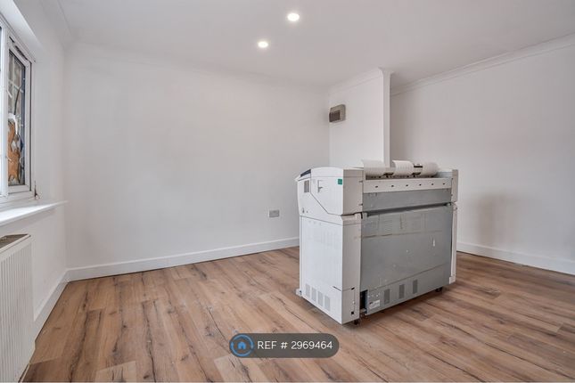 Horsenden Lane South, Perivale, Greenford photo 5