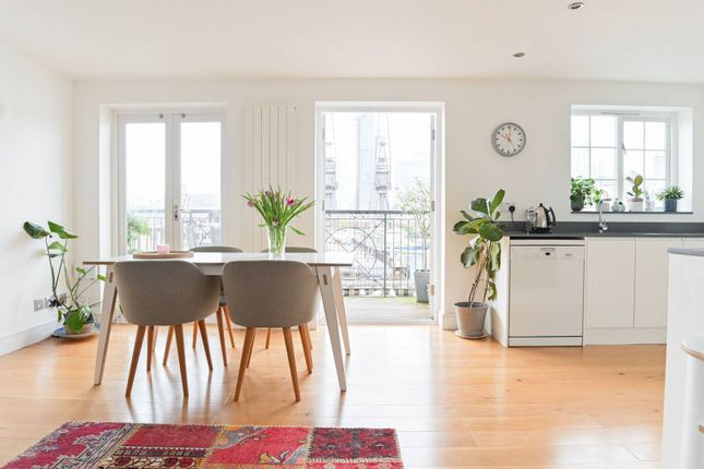 Flat for sale in Dockers Tanner Road, Isle Of Dogs, London