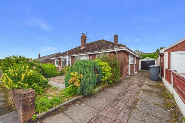 2-bed house on 6, School Avenue, Greater Manchester, £200,000