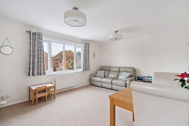5, Granville Place, Pinner photo 4