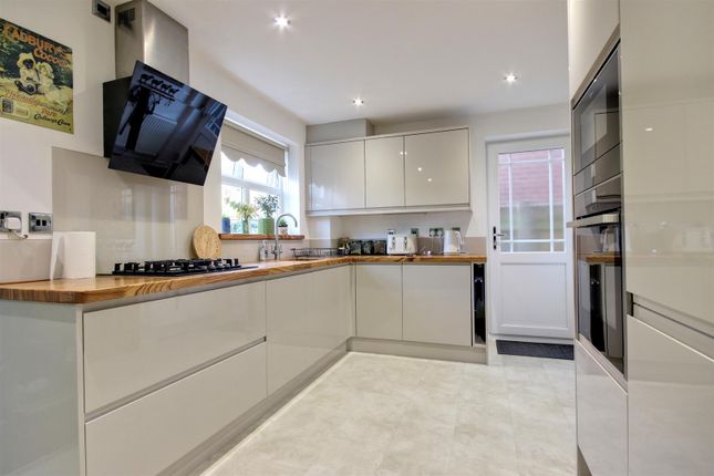 3-bed house on 45, Badgers Wood, Cottingham, £249,900