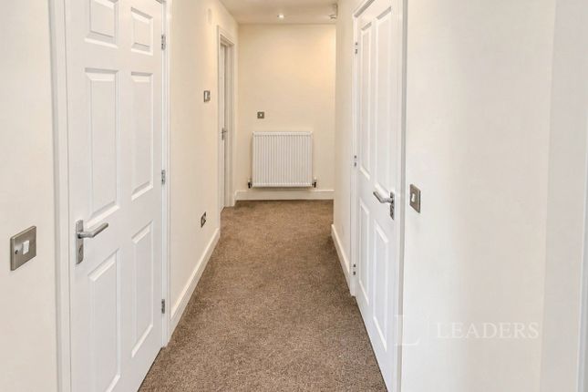 Somerset Close, Derbyshire photo 4