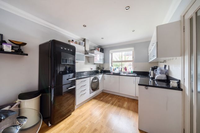 Terraced house for sale in Burton Cliffe, Lincoln, Lincolnshire