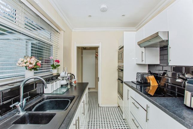 12, Lutton Bank, Spalding photo 4