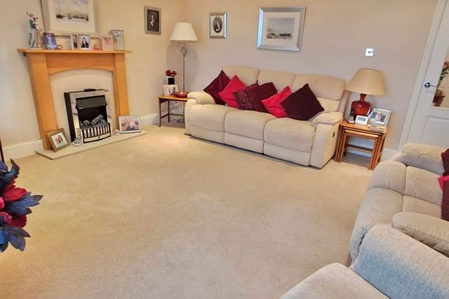 44, Rockfield Drive, Llanrhos photo 4