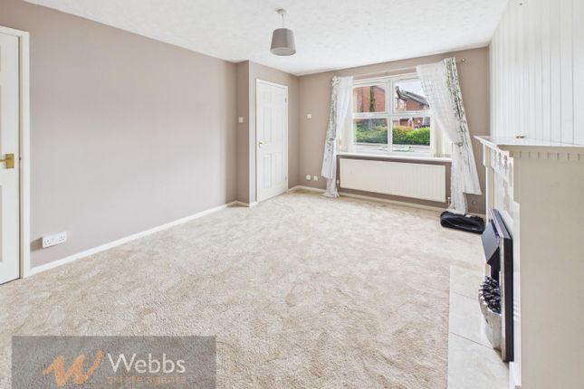 27, Clayhanger Lane, Walsall photo 3