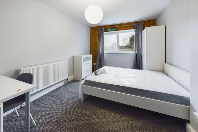 34 Bryn Y Mor Crescent, Swansea photo 3