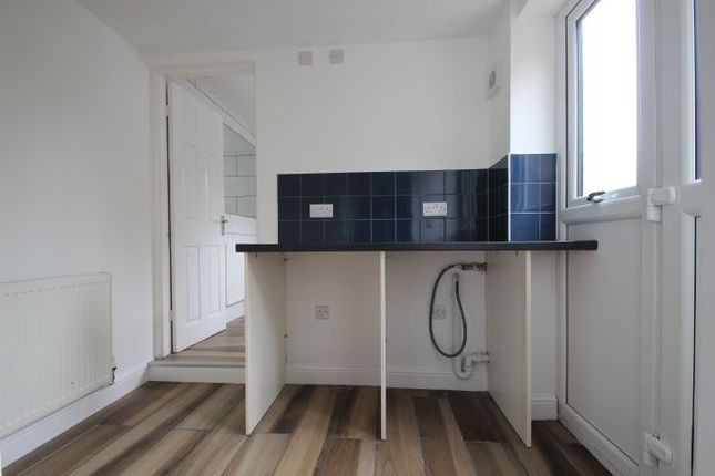 Flat A 148 Werrington Road, Stoke-on-Trent photo 5