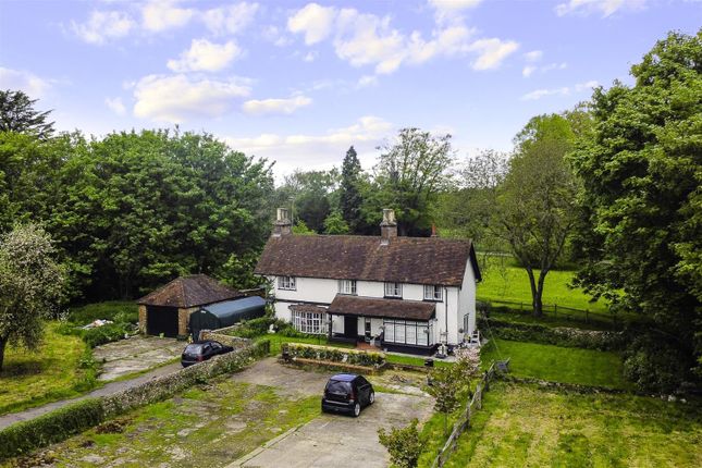 Thumbnail Detached house for sale in Sturts Lane, Walton On The Hill, Tadworth