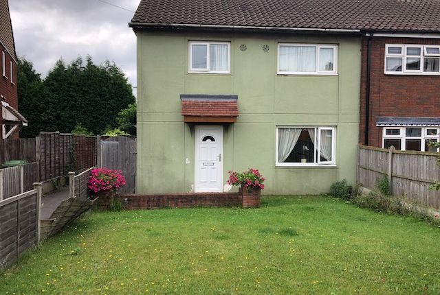 Semi-detached house to rent in Queensway, Dordon
