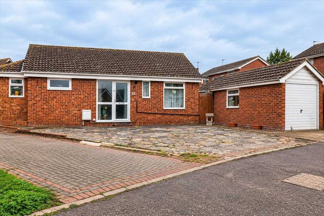 2-bed bungalow on Reigate Avenue, Clacton on Sea, £275,000