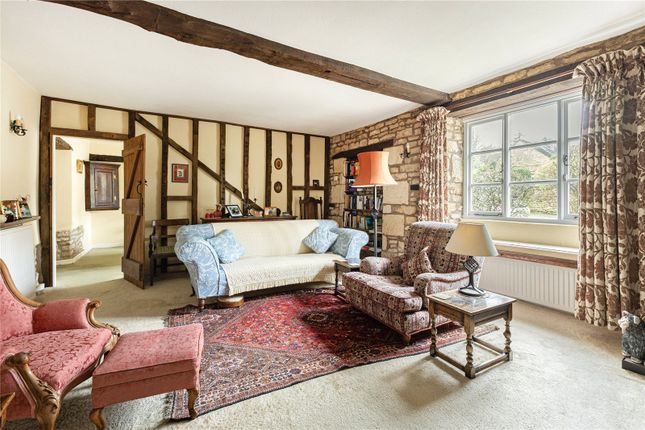Old Farm House,, High Street, Moreton-in-Marsh photo 2