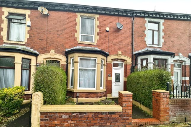 Terraced house to rent in Lynthorpe Road, Blackburn, Lancashire