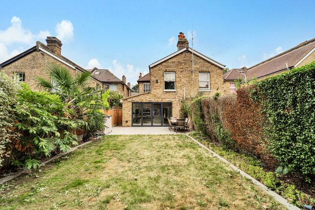 31, Witham Road, Isleworth photo 2