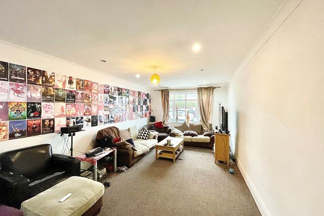 7, Acorn Close, Preston photo 2
