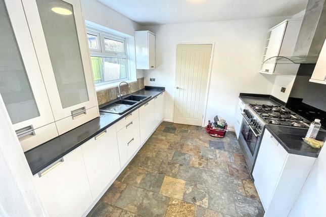 19, Greenside, South Shields photo 3