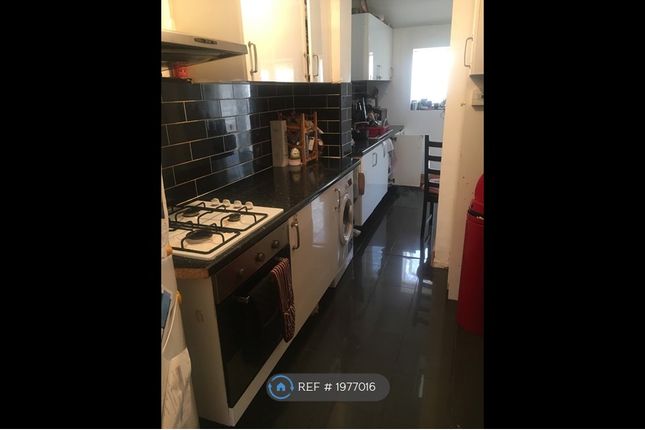 End terrace house to rent in London, London