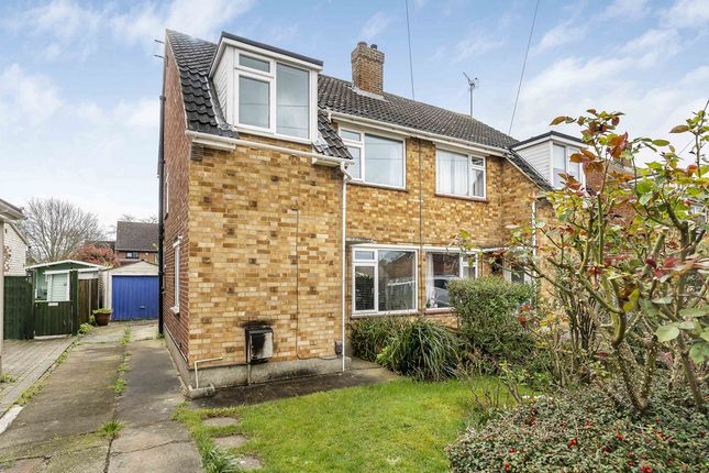 Semi-detached house for sale in Meadow Way, Didcot