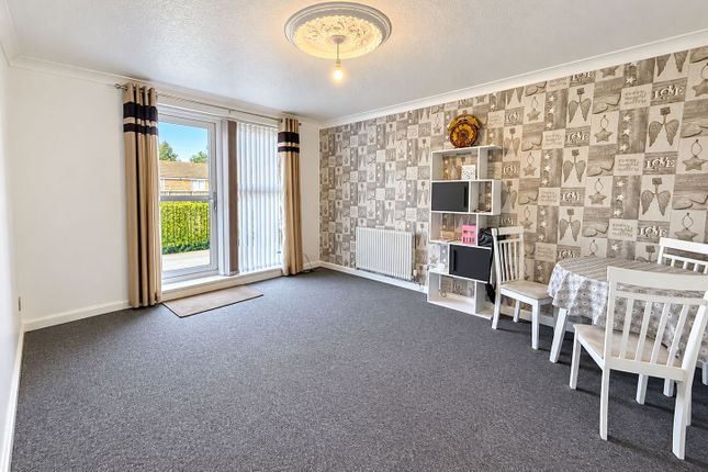 Carlton Close, Stockton-on-Tees photo 3