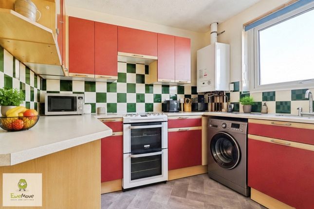 8, Trent House Eskrett Street, Hednesford, Cannock photo 4