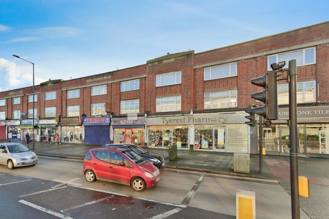 Four Bedroom 1st Floor Split Level Flat To Rent