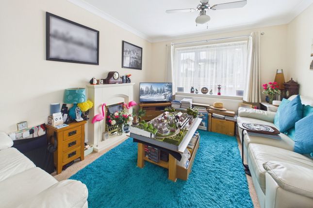 28,Flat 2, Redwell Road, Paignton photo 3