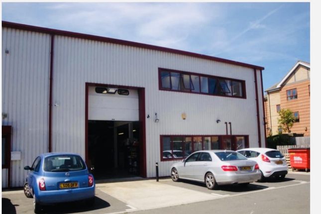 Thumbnail Warehouse to let in Adrienne Avenue, Southall, Greater London