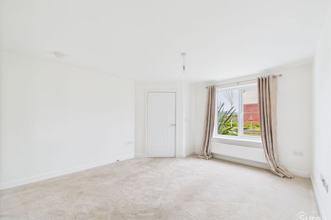 21 Battlestead Road, Burton-On-Trent photo 2