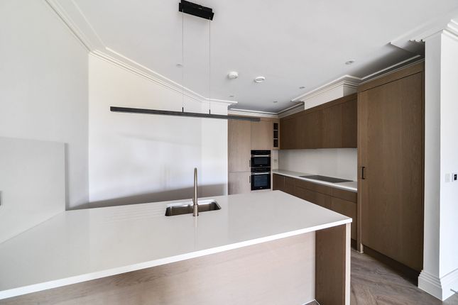 Apartment 3, Felstead, 2, Madeira Walk, Ascot photo 3