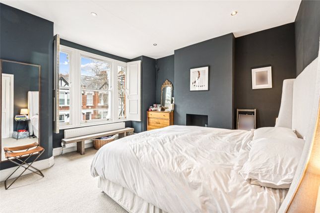 Terraced house for sale in Kent Road, London