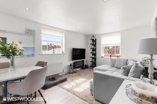35, Bowsher Court, Ware photo 2