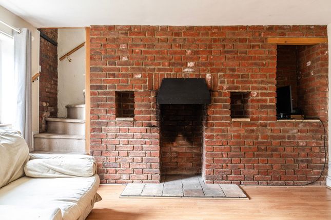 14 Wapping, Great Yarmouth photo 3