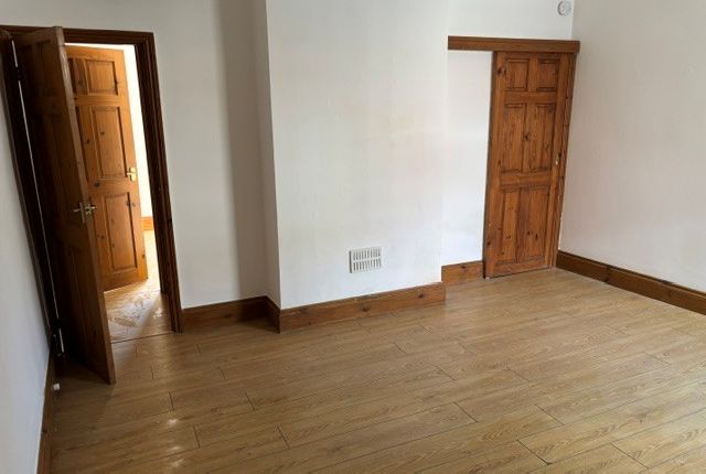 18, Kitchener Road, Great Yarmouth photo 5