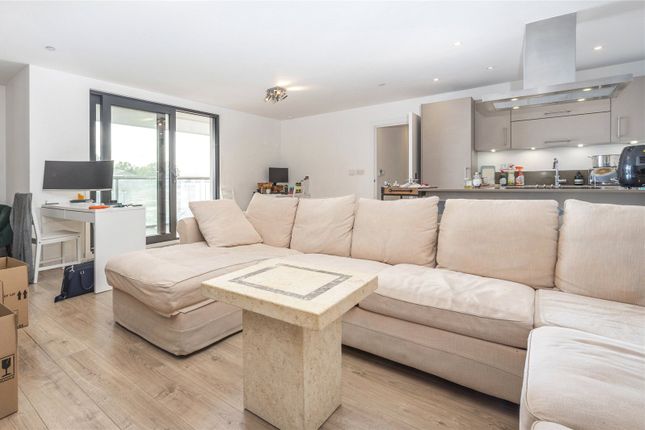 Flat for sale in Rotherhithe New Road, South Bermondsey