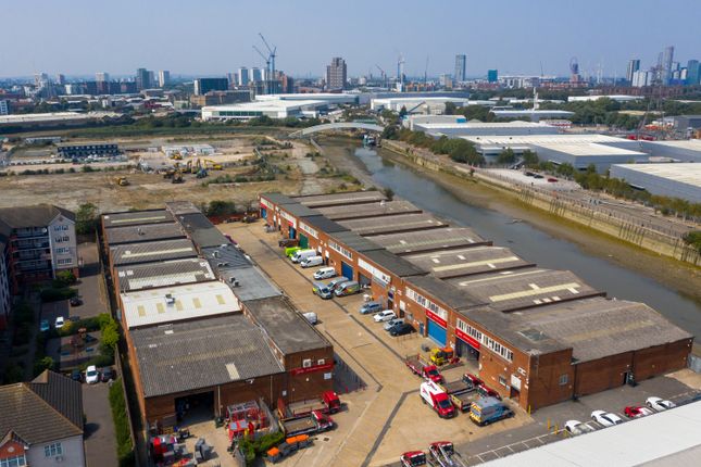 Thumbnail Industrial to let in Unit 6 Blackwall Trading Estate, Lanrick Road, Canning Town, London