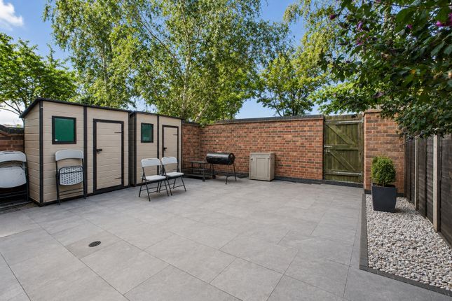 8, Hawthorne Court, Stanwell photo 3