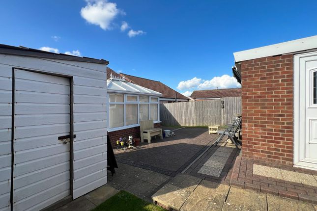 35, Carrs Meadow, Withernsea photo 3